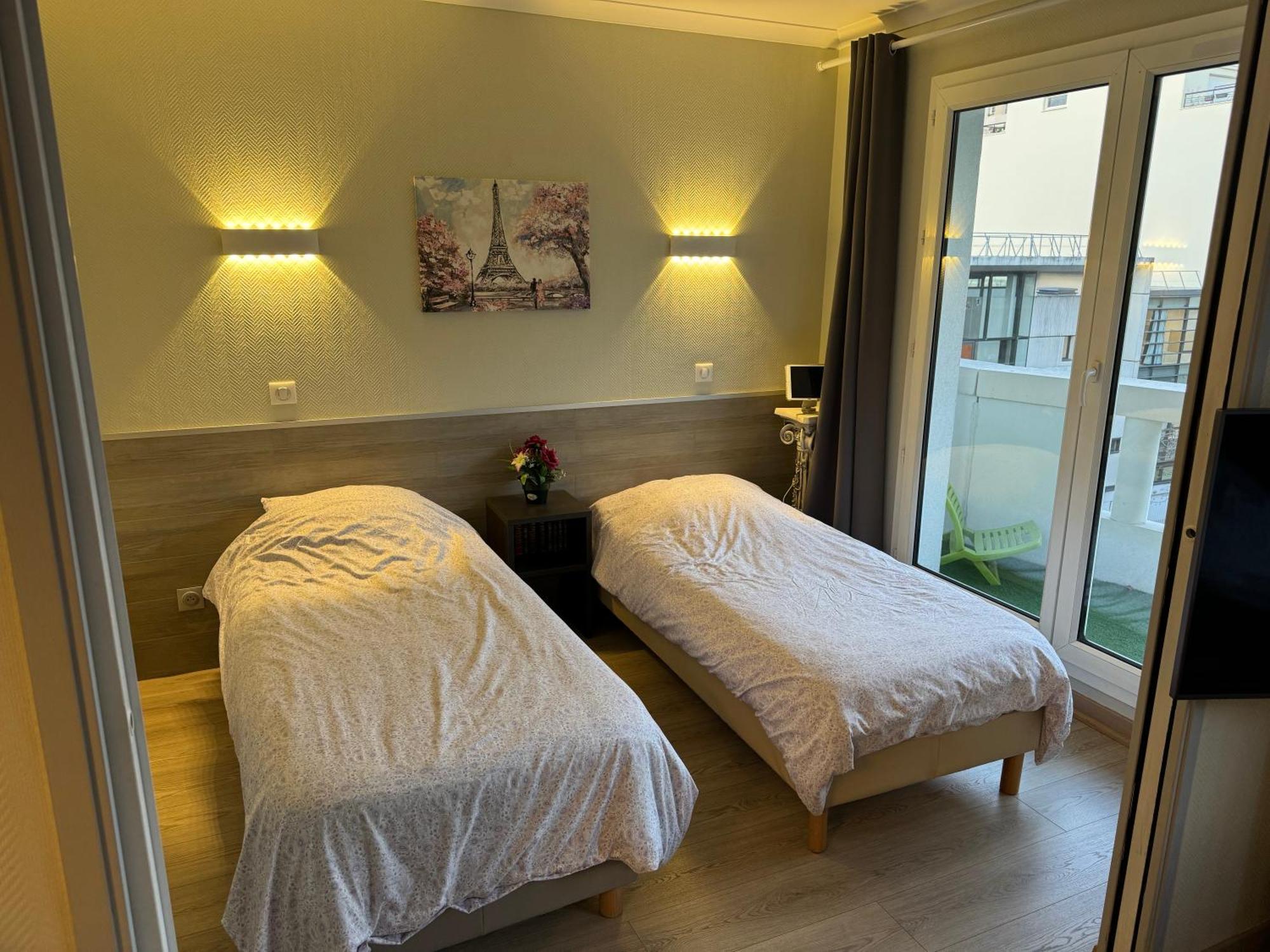 Altamira Aparthotel Issy-les-Moulineaux Bagian luar foto